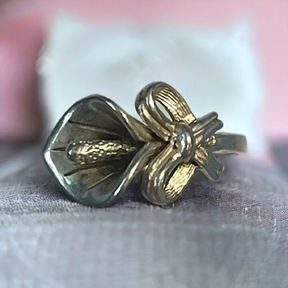 Sterling Silver Calla Lily Ring - Picture 1 of 6